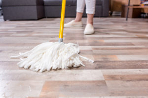 Mopping laminated floors