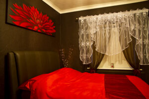 Romantic red brown bedroom